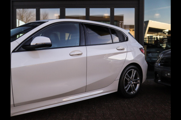 BMW 1-serie 118i High Executive | M-Sport | PDC | LED | Cruise Control