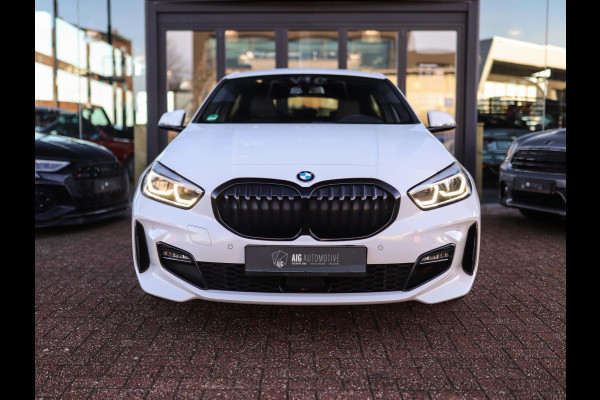 BMW 1-serie 118i High Executive | M-Sport | PDC | LED | Cruise Control