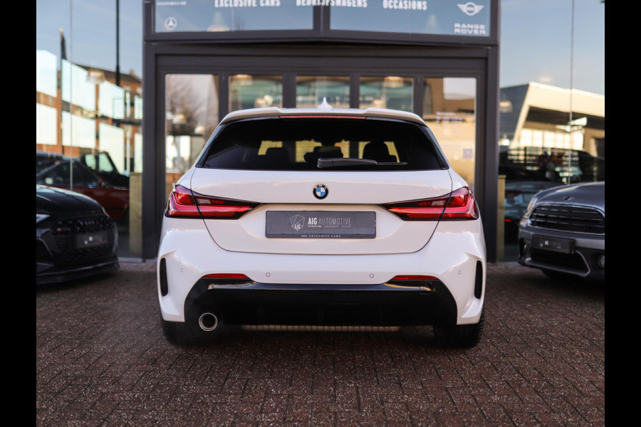 BMW 1-serie 118i High Executive | M-Sport | PDC | LED | Cruise Control