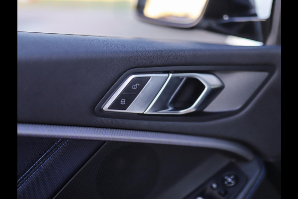 BMW 1-serie 118i High Executive | M-Sport | PDC | LED | Cruise Control