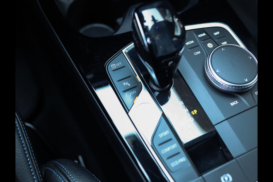 BMW 1-serie 118i High Executive | M-Sport | PDC | LED | Cruise Control