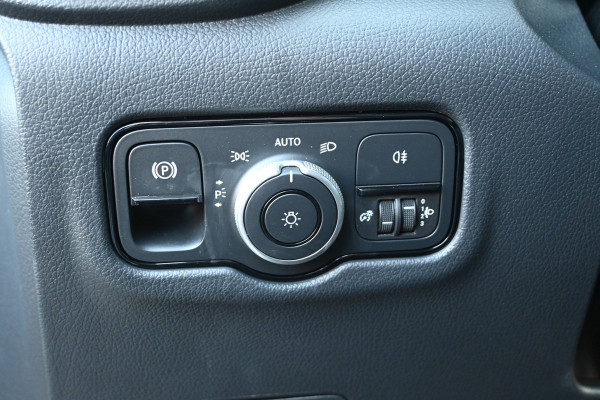 Mercedes-Benz Vito 116 CDI 4x4 L2 Pro 2500kg Trekhaak, Standkachel