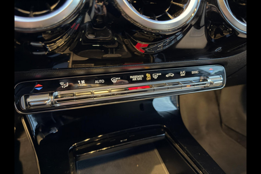 Mercedes-Benz A-Klasse 200 AMG NAP-CAMERA-LEDER-XENON