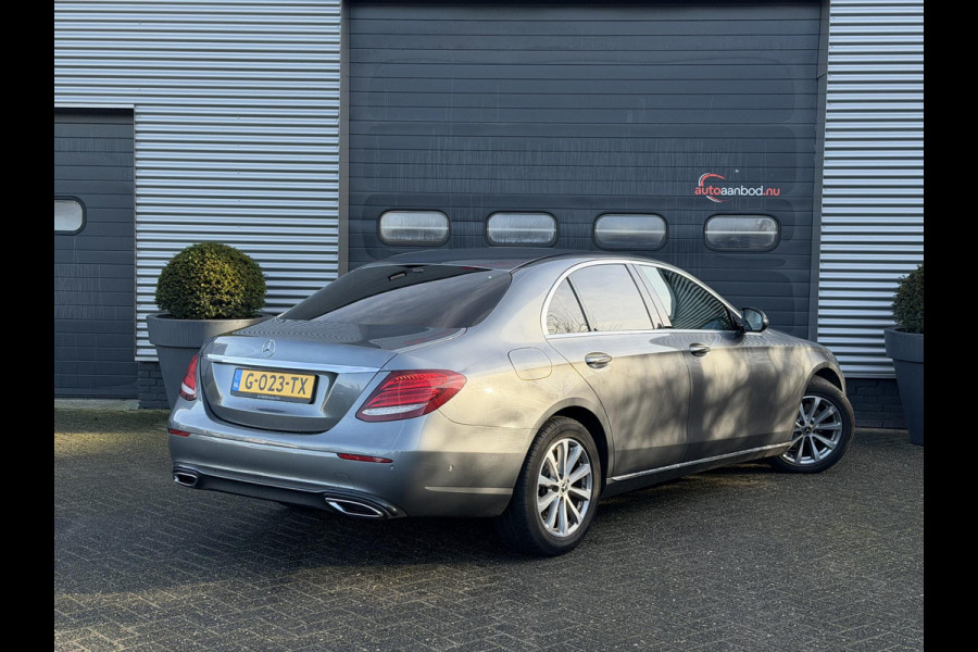 Mercedes-Benz E-Klasse 220 d Business Solution | Widescreen | Sfeerverlichting | Navigatie | Lederen Bekleding | Stoelverwarming |