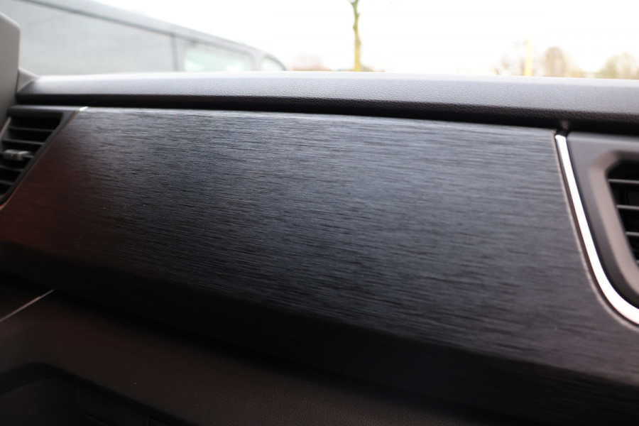 Renault Trafic 2.0 170 PK L2H1 DC | Dubbel Cabine | L+R Schuifdeur | Navigatie | Blind Spot | Camera | CarPlay | Trekhaak | Stoelverwarming | Virtual Cockpit | 5-Zitter | Dubbel cabine | NAP Logisch | NL Auto