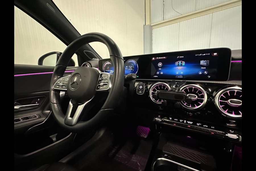 Mercedes-Benz A-Klasse 200 Premium Plus | PANO | BURMESTER | 360 CAMERA | NIGHT | VOL OPTIES