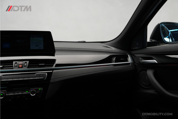 BMW X2 xDrive25e High Ex. | FACELIFT | Panoramadak | HuD | H/K