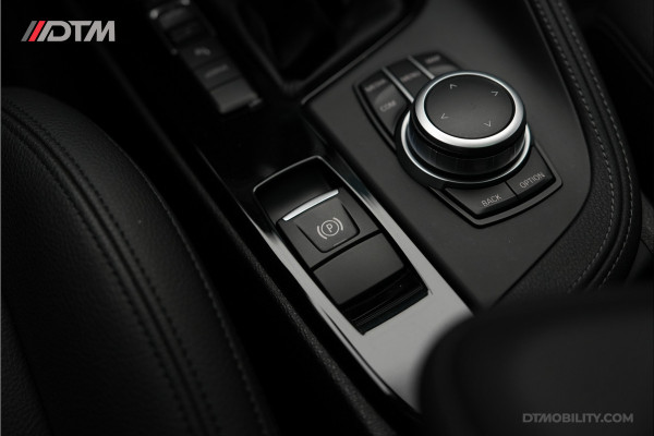 BMW X2 xDrive25e High Ex. | FACELIFT | Panoramadak | HuD | H/K