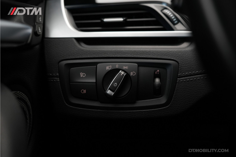 BMW X2 xDrive25e High Ex. | FACELIFT | Panoramadak | HuD | H/K