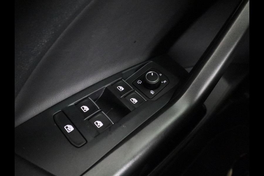 Volkswagen T-Cross R-Line Edition 1.0 TSI 85 kW / 116 PK SUV 7 versn.