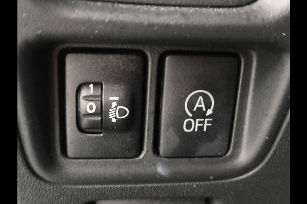 Citroën C1 1.0 VTi Feel Apple/Android Camera uit 2021 Rijklaar + 12 maanden Bovag-garantie Henk Jongen Auto's in Helmond,  al 50 jaar service zoals 't hoort!