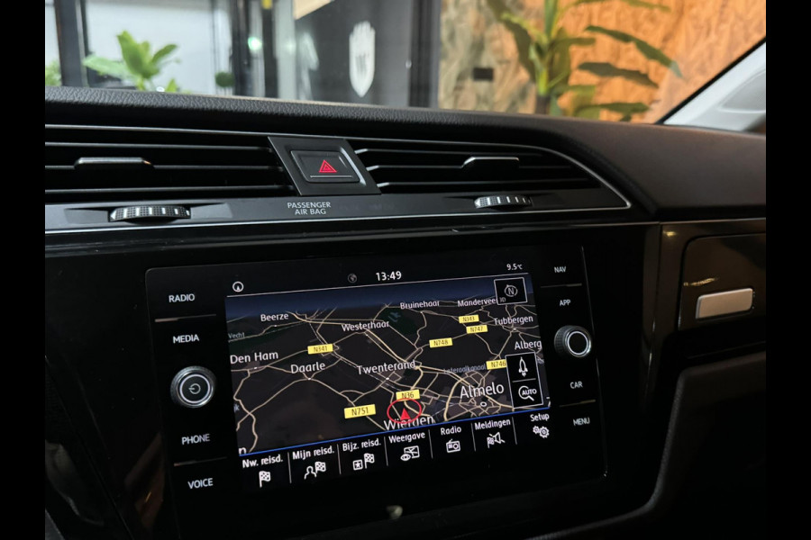Volkswagen Touran 1.4 TSI Highline 7p Garantie Standkachel StoelVW Camera Carplay Adoptieve Cruise Navi Clima Led Rijklaar