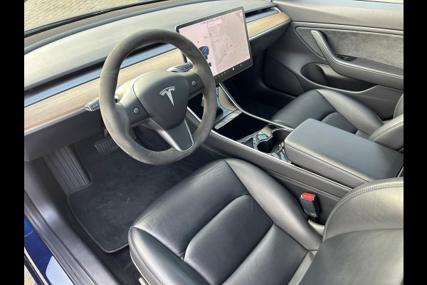 Tesla Model 3 Long Range AWD 75 kWh 82% SOH Trekhaak 910kg Rijklaarprijs!