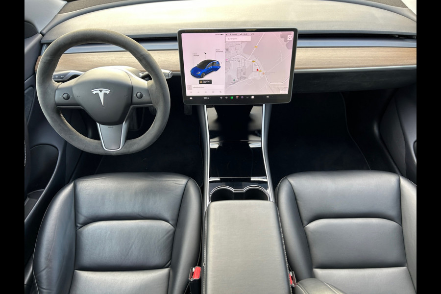 Tesla Model 3 Long Range AWD 75 kWh 82% SOH Trekhaak 910kg Rijklaarprijs!