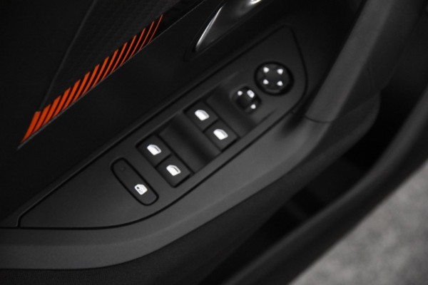 Peugeot 2008 Active 100 *1ste eigenaar*Navi*Carplay*Park assist*