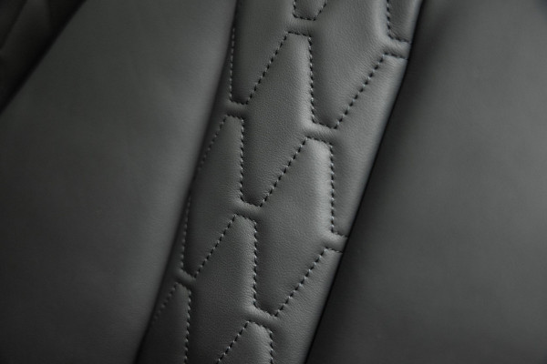 BMW X5 xDrive45e High Executive | M uitgevoerd | Stoelmassage | Sky Lounge | Head-Up | Carbon |