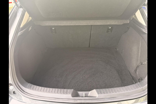 Mazda 3 2.0 SkyActiv-G 120 SkyLease | ACHTERUITRIJCAMERA | STOELVERWARMING |