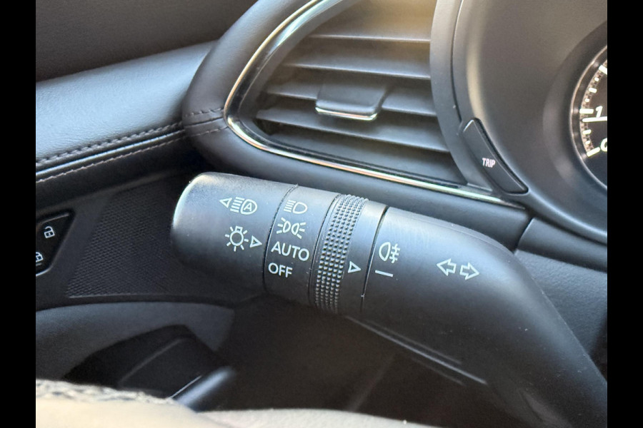 Mazda 3 2.0 e-SkyActiv-G M Hybrid 150 Sportive | CARPLAY | HEAUD UP DISPLAY | ADAPTIEVE CRUISE CONTROL |