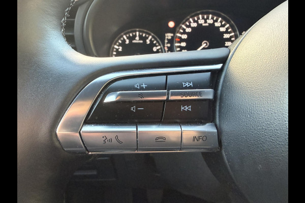 Mazda 3 2.0 e-SkyActiv-G M Hybrid 150 Sportive | CARPLAY | HEAUD UP DISPLAY | ADAPTIEVE CRUISE CONTROL |