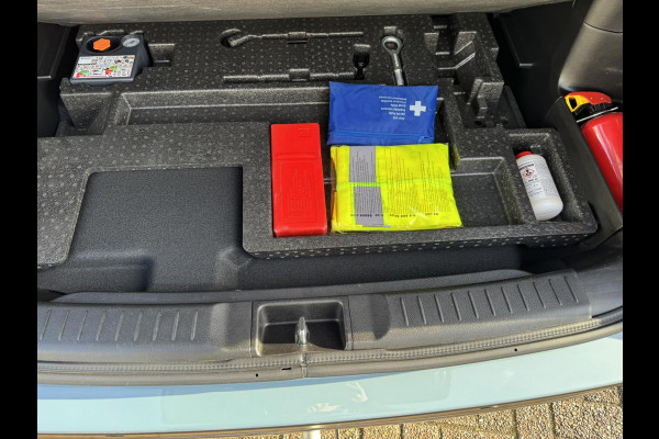 Suzuki Vitara 1.5 Hybrid Automaat Adaptive cruise Climate control Full LED Panoramadak Achteruitrijcamera Apple / Android Trekhaak