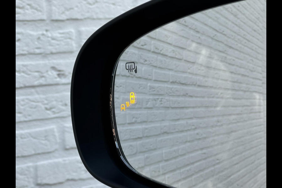 Suzuki Vitara 1.5 Hybrid Automaat Adaptive cruise Climate control Full LED Panoramadak Achteruitrijcamera Apple / Android Trekhaak