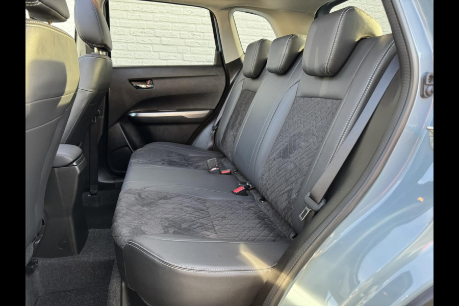Suzuki Vitara 1.5 Hybrid Automaat Adaptive cruise Climate control Full LED Panoramadak Achteruitrijcamera Apple / Android Trekhaak