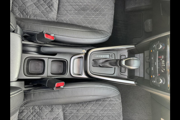 Suzuki Vitara 1.5 Hybrid Automaat Adaptive cruise Climate control Full LED Panoramadak Achteruitrijcamera Apple / Android Trekhaak