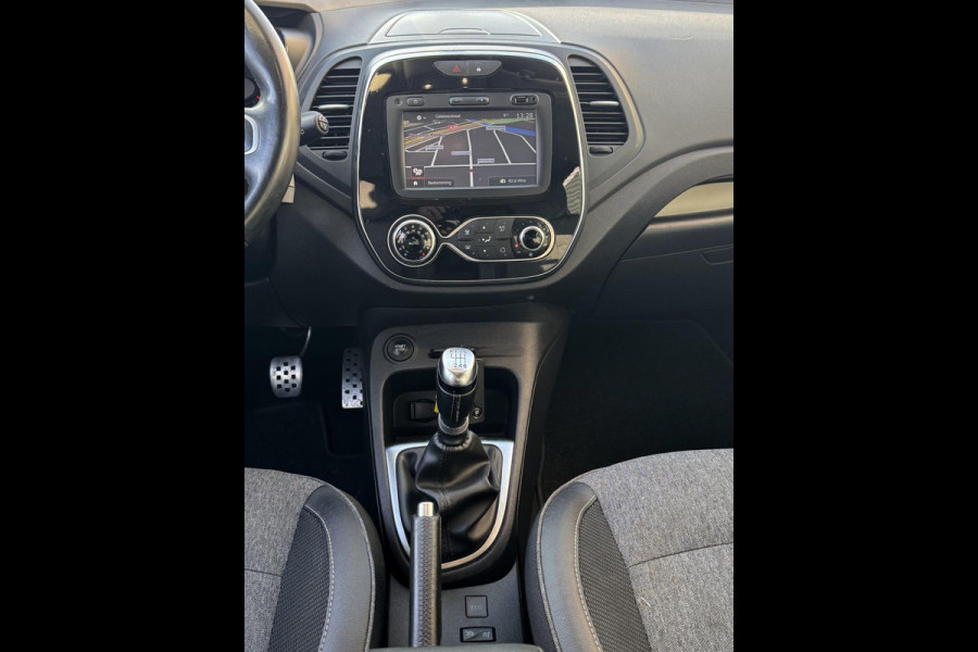 Renault Captur 1.2 TCe Bose - Navigatie I Airco I Sport velgen I PDC I LED I Comfort pakket I Dealer onderhouden