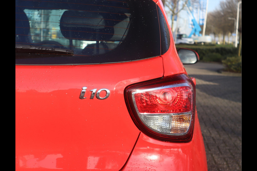 Hyundai i10 1.0i Comfort / CruiseControl