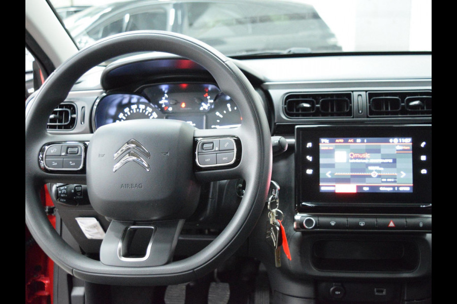 Citroën C3 1.2 PureTech Feel | CRUISECONTROL | CARPLAY | E.C.C. | ZWART DAK |