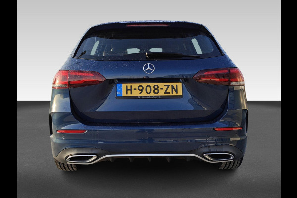 Mercedes-Benz B-Klasse 180 Business Solution AMG | AMG Styling | Sfeerverlichting | Voorstoelen verwarmd