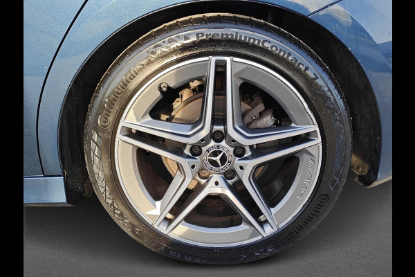 Mercedes-Benz B-Klasse 180 Business Solution AMG | AMG Styling | Sfeerverlichting | Voorstoelen verwarmd