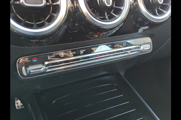 Mercedes-Benz B-Klasse 180 Business Solution AMG | AMG Styling | Sfeerverlichting | Voorstoelen verwarmd