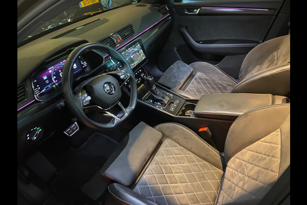 Škoda Superb Combi 1.5TSI RS-SPORTLINE/PANO/MAXTON/VIRTUAL