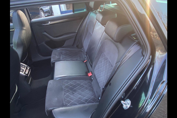 Škoda Superb Combi 1.5TSI RS-SPORTLINE/PANO/MAXTON/VIRTUAL
