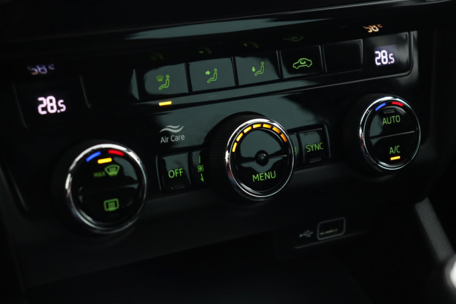 Škoda Octavia 1.0 TSI Greentech Sport Business|Trekhaak|17"|Cruise|Climate