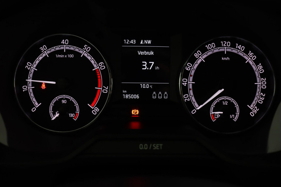 Škoda Octavia 1.0 TSI Greentech Sport Business|Trekhaak|17"|Cruise|Climate