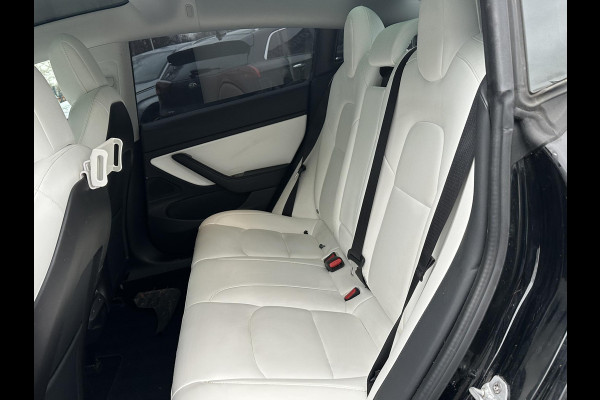 Tesla Model 3 Performance AWD 75 kWh VERWACHT | 20 inch velgen (als nieuw) | Zeer nette staat | Rijklaar geleverd incl. 12 mnd Bovag-garantie | Tesla fabrieksgarantie op de hoogvolt accu t/m 13-12-2027 of 192.000 km