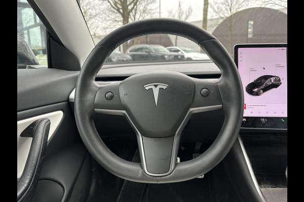 Tesla Model 3 Performance AWD 75 kWh VERWACHT | 20 inch velgen (als nieuw) | Zeer nette staat | Rijklaar geleverd incl. 12 mnd Bovag-garantie | Tesla fabrieksgarantie op de hoogvolt accu t/m 13-12-2027 of 192.000 km
