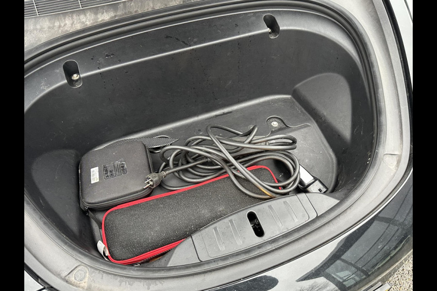 Tesla Model 3 Performance AWD 75 kWh VERWACHT | 20 inch velgen (als nieuw) | Zeer nette staat | Rijklaar geleverd incl. 12 mnd Bovag-garantie | Tesla fabrieksgarantie op de hoogvolt accu t/m 13-12-2027 of 192.000 km