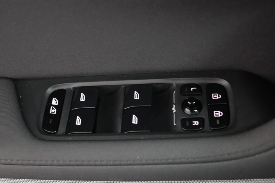 Polestar 2 Long Range Dual Motor Launch Edition 78kWh|Trekhaak|Pano|SOH 90%