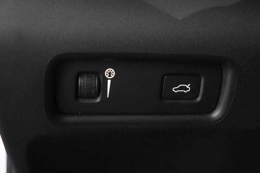 Polestar 2 Long Range Dual Motor Launch Edition 78kWh|Trekhaak|Pano|SOH 90%