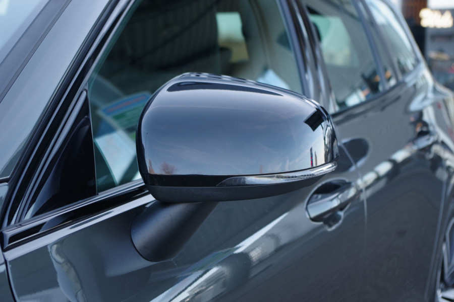 Volvo V60 2.0 B3 163 PK R-Design, Panoramadak, Harman/Kardon, Trekhaak, Leder, Sportstoelen