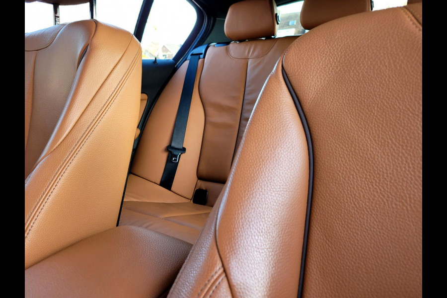 BMW 1-serie 118i Edition M-Sport, Dak, Harman K., Cognac leer (BTW NL NAP)