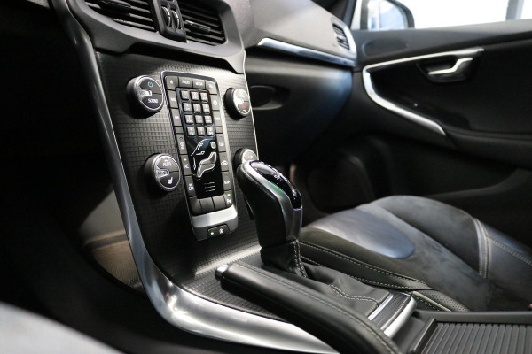 Volvo V40 2.0 T4 Business Sport | 2X R Design | Navi | NAP | NL AUTO |