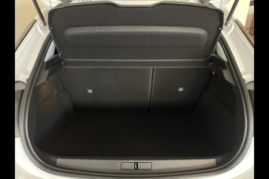 Opel Corsa 1.2 Edition AIRCO NAVI CRUISE STUURVERW PDC BLUETOOTH VELGEN ELEK RAMEN CENT VERG NIEUWSTAAT