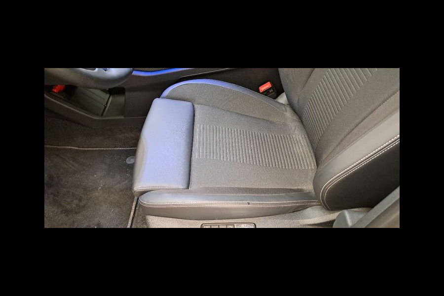 Ford Explorer Premium Extended Range RWD 77 kWh | 286pk | AGR Stoelen | Driver Assistance Pack |