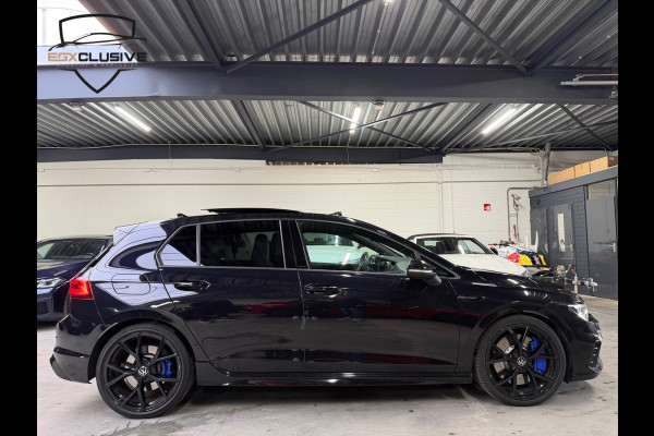 Volkswagen Golf 2.0 TSI R 4Motion Pano/HarmanKardon/Keyless