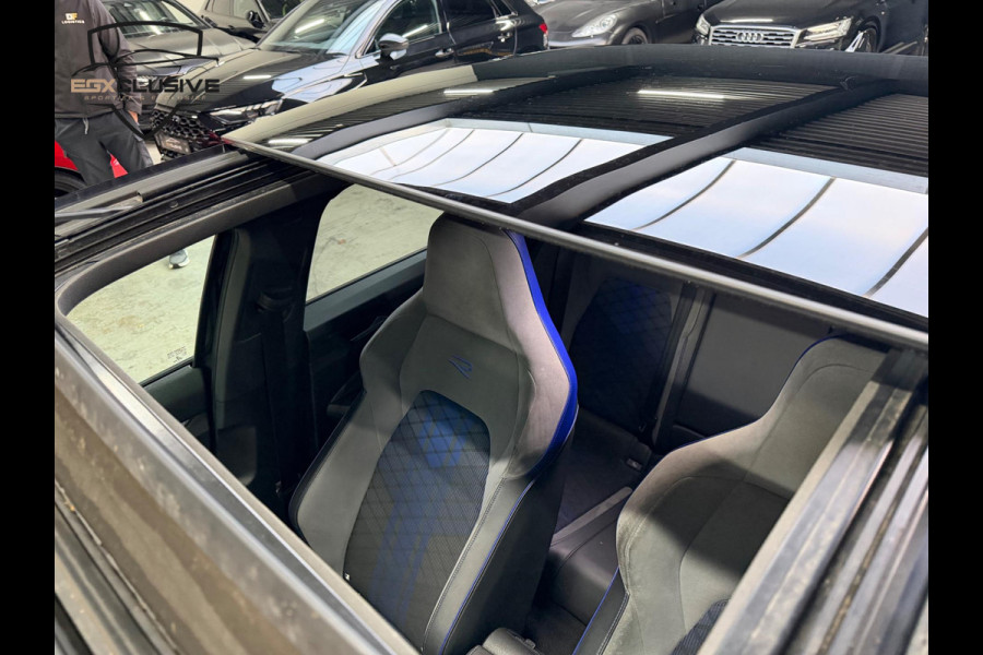 Volkswagen Golf 2.0 TSI R 4Motion Pano/HarmanKardon/Keyless