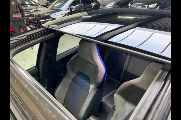 Volkswagen Golf 2.0 TSI R 4Motion Pano/HarmanKardon/Keyless